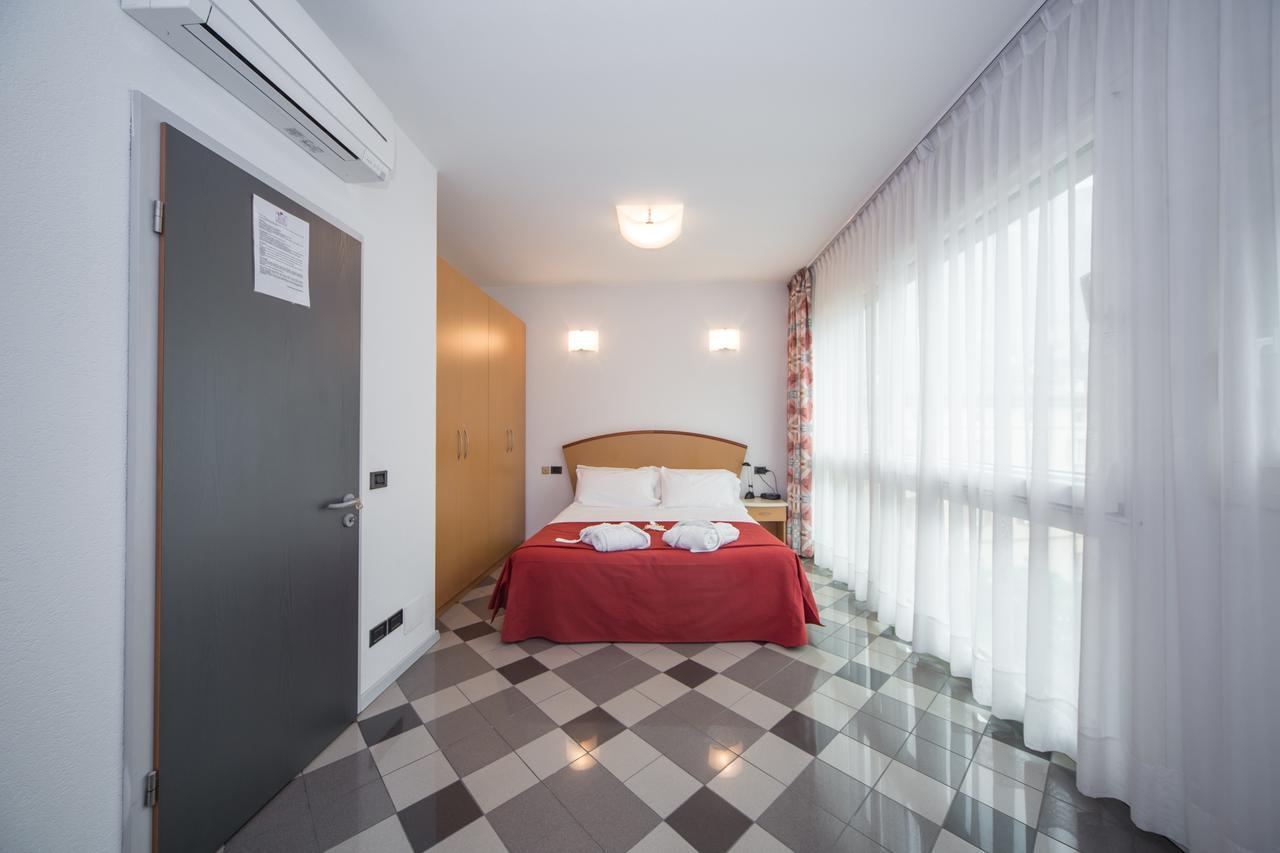 Piazzi House Sondrio Exterior foto