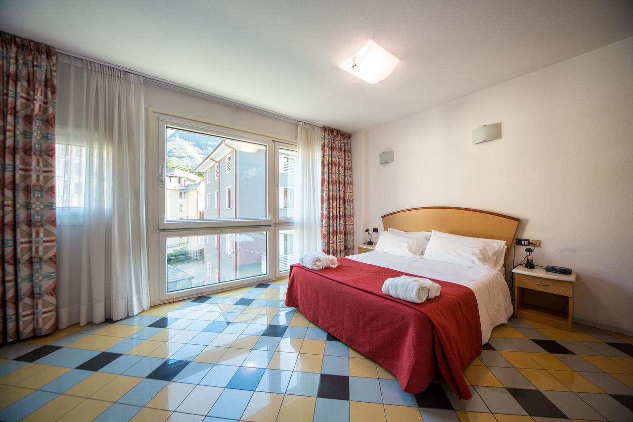 Piazzi House Sondrio Exterior foto